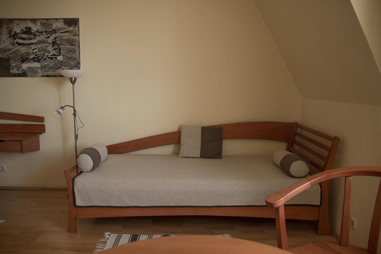 The Zen Hotel - Posticum Oradea Ngoại thất bức ảnh