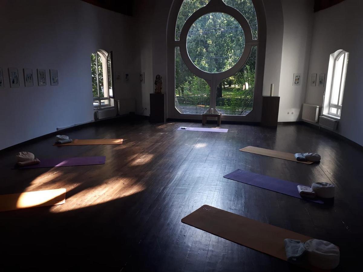 The Zen Hotel - Posticum Oradea Ngoại thất bức ảnh