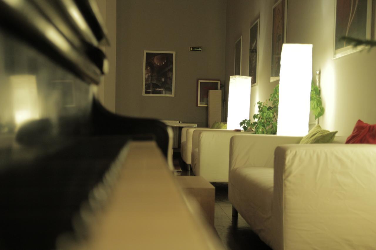 The Zen Hotel - Posticum Oradea Ngoại thất bức ảnh