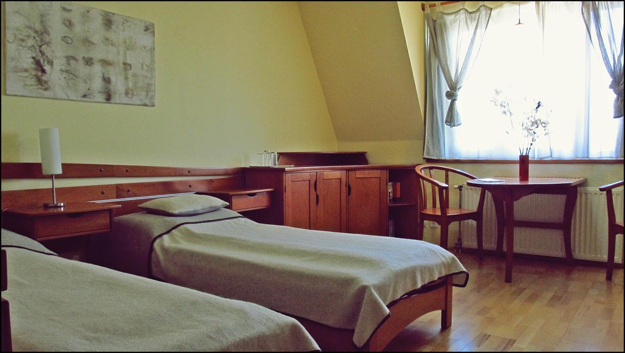 The Zen Hotel - Posticum Oradea Ngoại thất bức ảnh